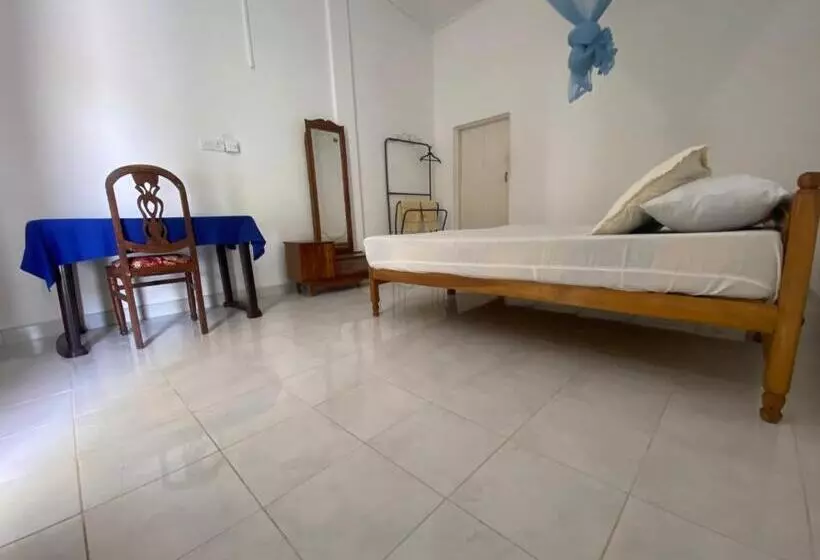 Hotelli Sunflower Inn