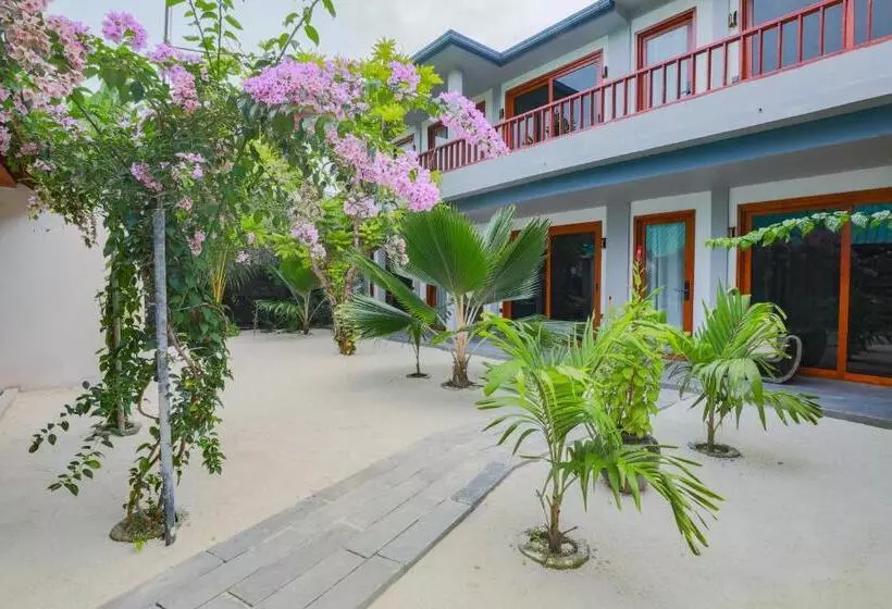 هتل Sunny Breeze View