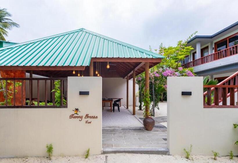 هتل Sunny Breeze View