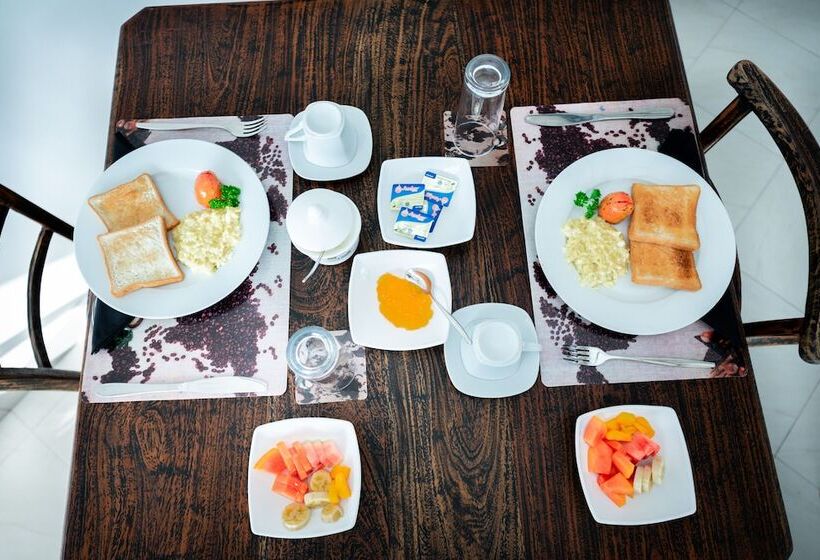 ホテル Teya Beach