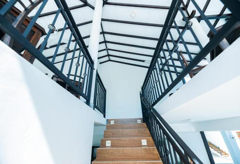 ホテル Teya Beach