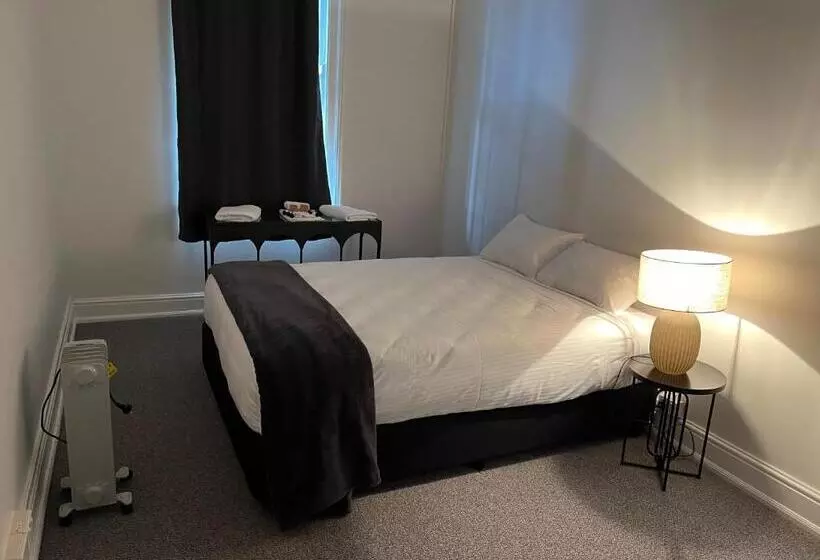 ホテル The Bolt Inn