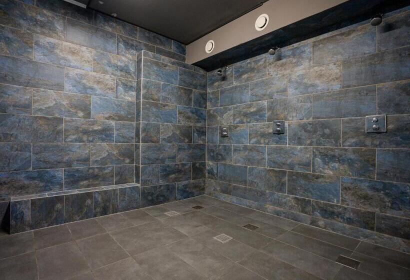 فندق We Wellness