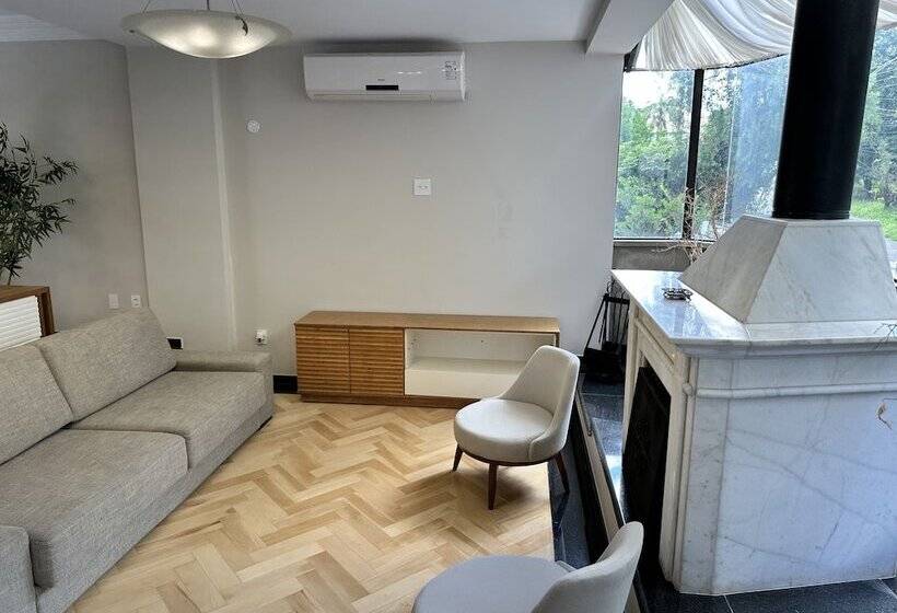 Job&joy Business Hostels