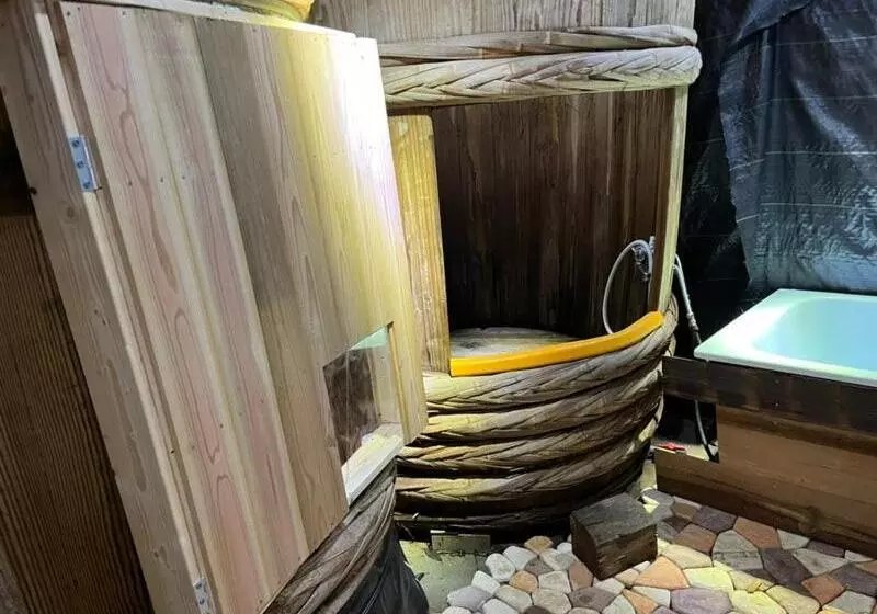 Majatalo 山の宿大樽風呂のたけのこ