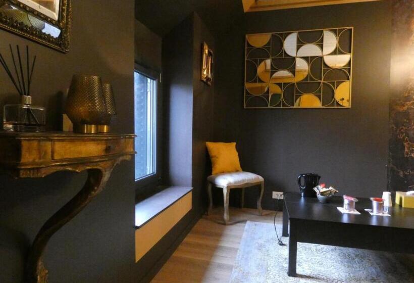 بنسيون élégante Chambre Rétro Chic Avec Lit King Size Proche Commerces Et Autoroute A10   Fr 1 581 112