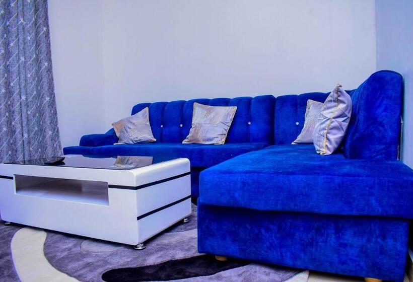 پانسیون Royalstaycation