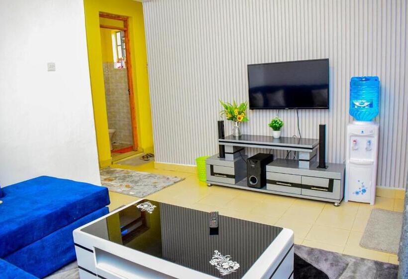 پانسیون Royalstaycation