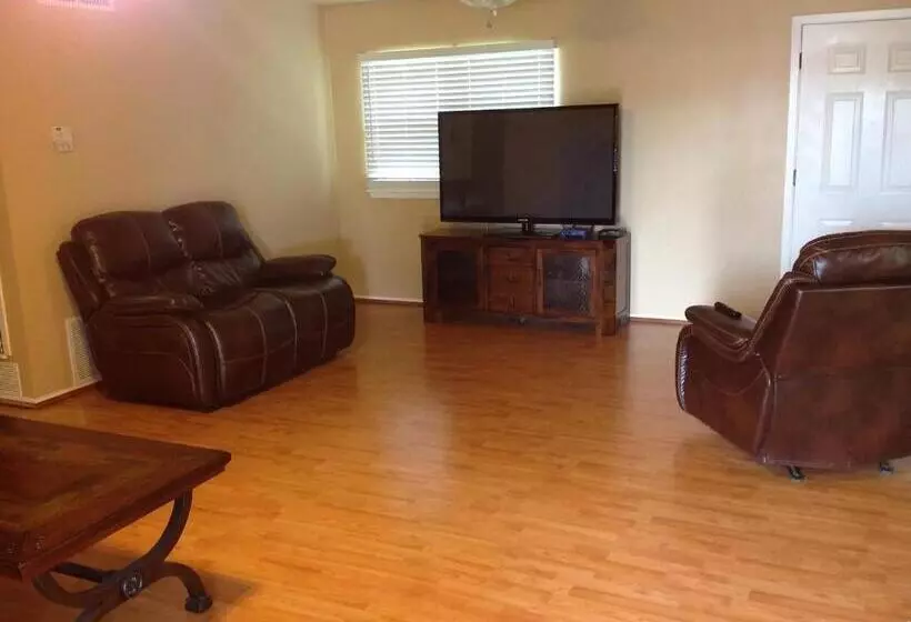 ペンション Summer Creek Cabins