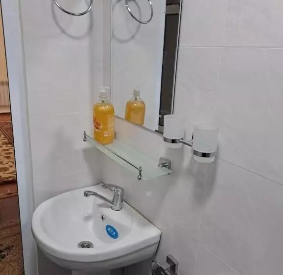 Aero Hostel