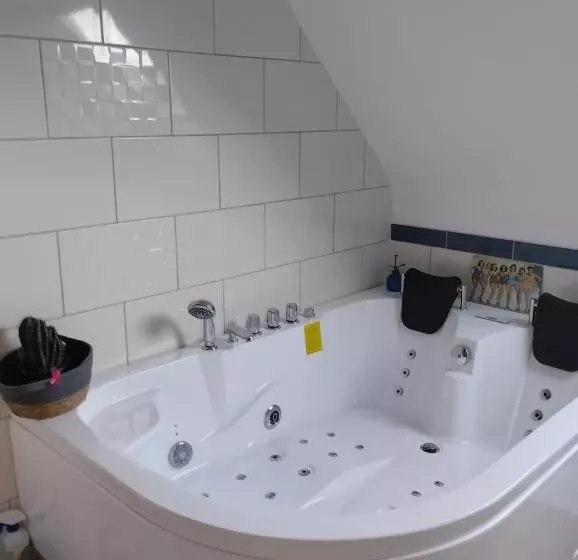 تختخواب و صبحانه Chambres D Hôtes Du Clos Du Roi