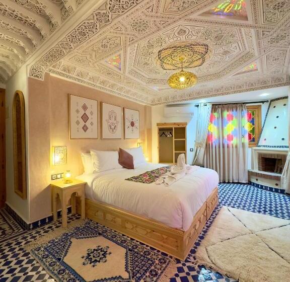 تختخواب و صبحانه Dar Md