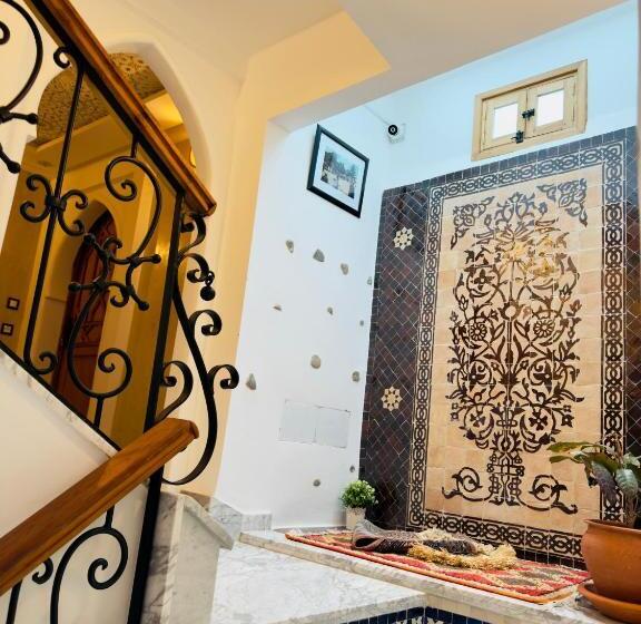 تختخواب و صبحانه Dar Md