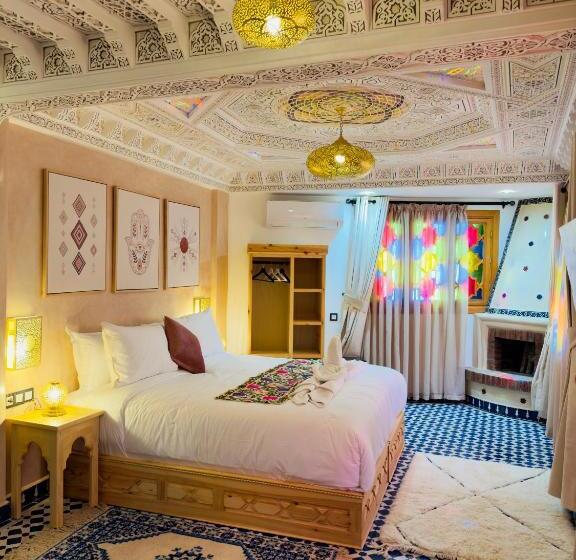 تختخواب و صبحانه Dar Md