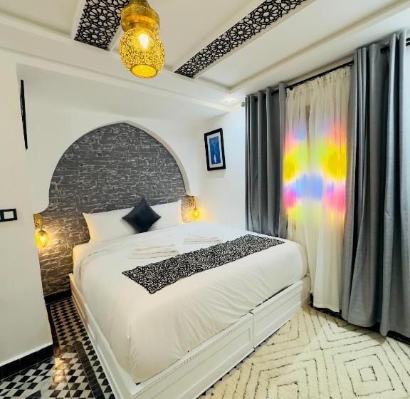 تختخواب و صبحانه Dar Md