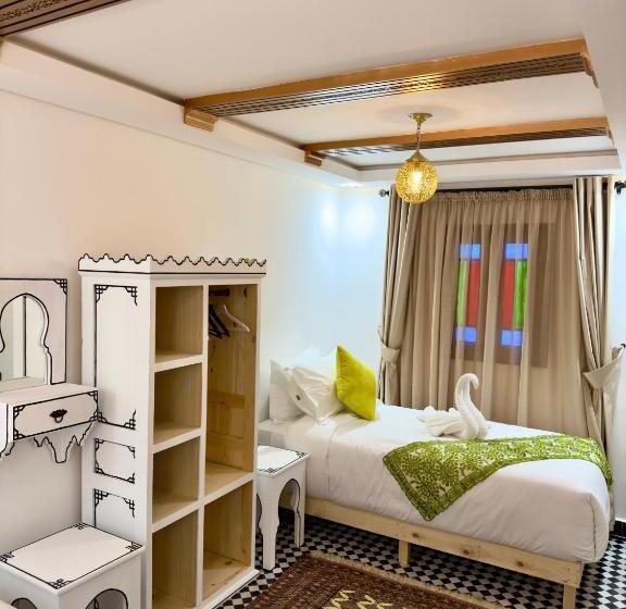 تختخواب و صبحانه Dar Md