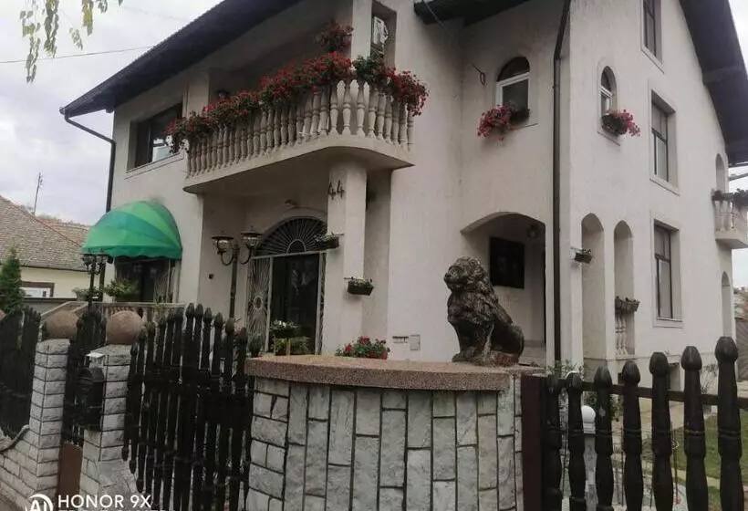 ベッドアンドブレックファースト Soba Sekulić