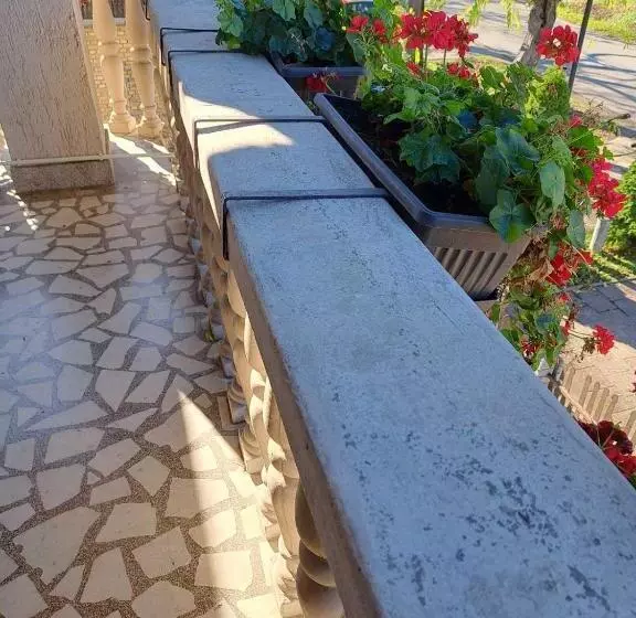 ベッドアンドブレックファースト Soba Sekulić