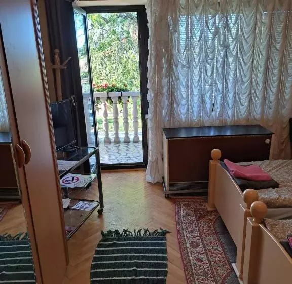 ベッドアンドブレックファースト Soba Sekulić