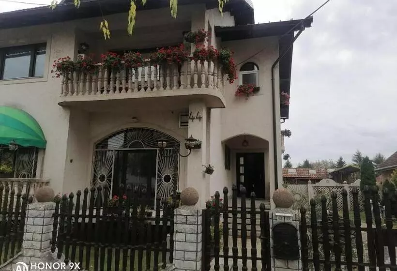 ベッドアンドブレックファースト Soba Sekulić