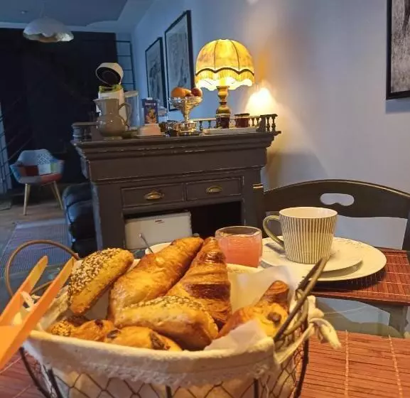 Aamiaismajoitus (B&B) La Suite 14