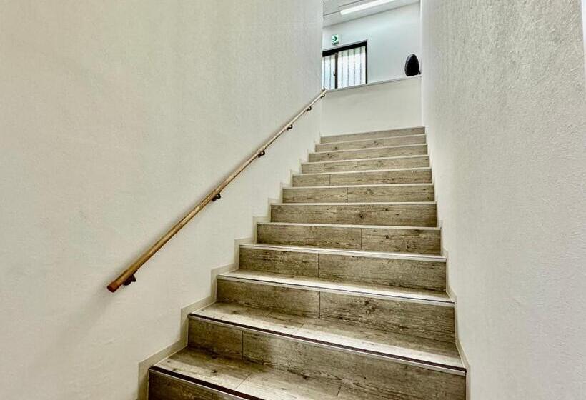 هتل Ishigaki And Chikonkiya