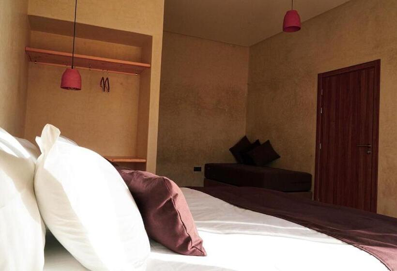 فندق Loued Surf Lodge