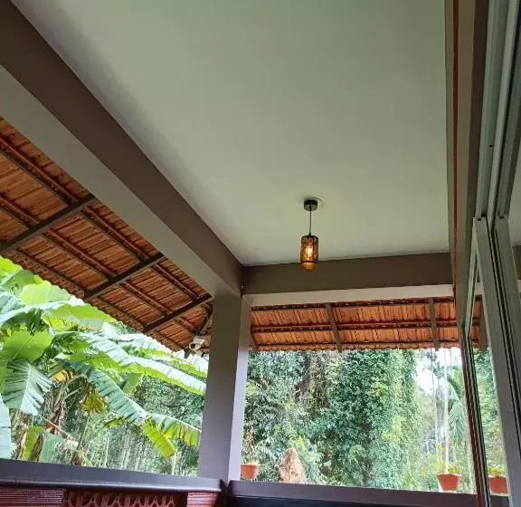 Hotelli Pepper Corn Retreat By Travent Mug