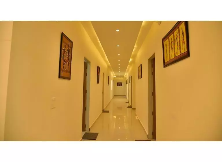 Radha Madhav Hotel & Banquet