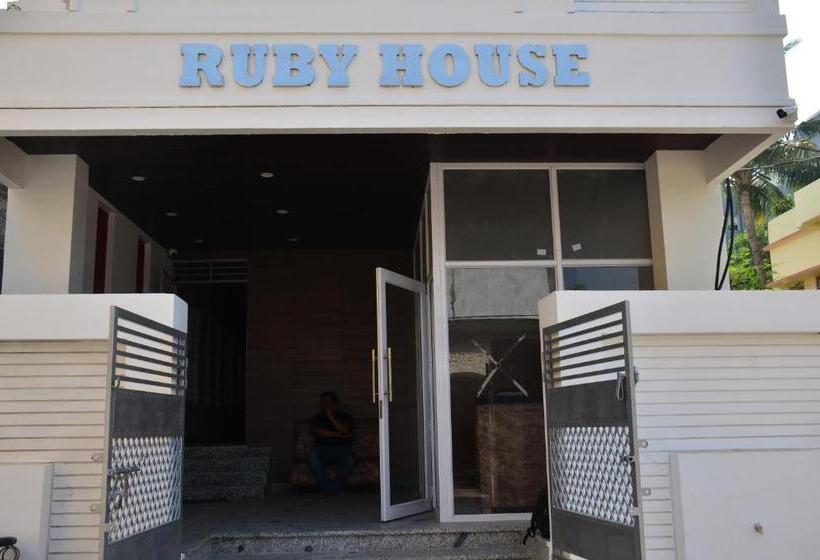 Hotel Ruby House