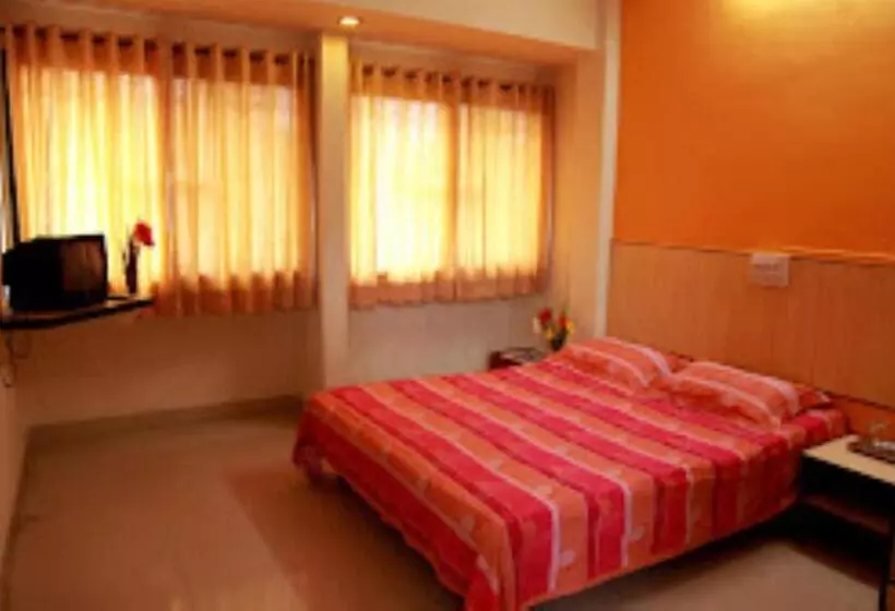 ホテル Shreeman ,satara