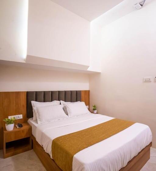 Hotelli The Platinum