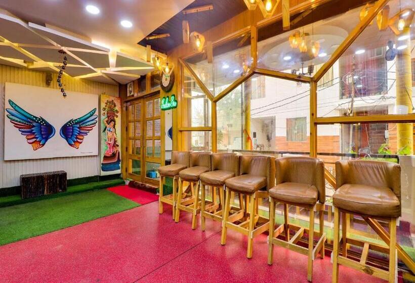 Oyo Hotel Indian Era