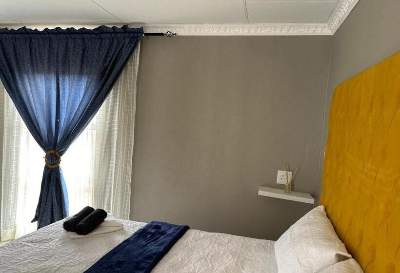 بنسيون Dee Park Entertainment Centre