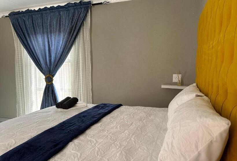 بنسيون Dee Park Entertainment Centre