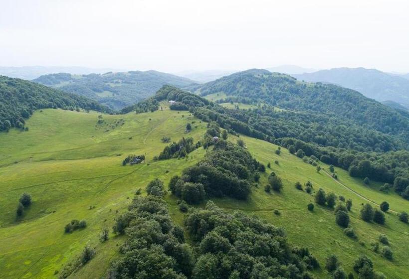 پانسیون Eco Lodge Taor