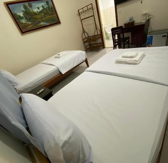 بنسيون Ecran Riverfront Guesthouse