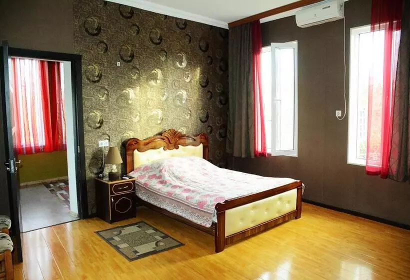 پانسیون Guesthouse Lasha