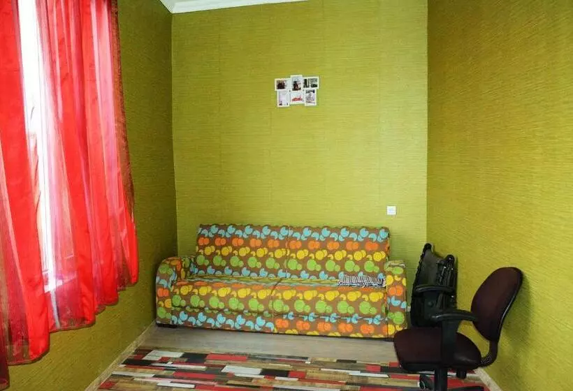 پانسیون Guesthouse Lasha