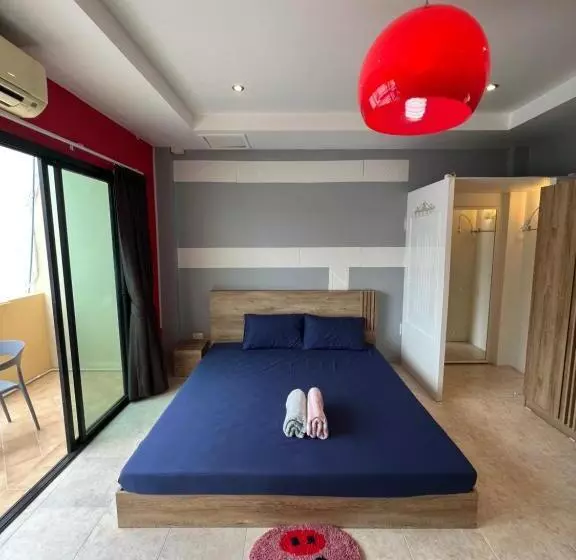 Majatalo Petunya Phuket Guest House