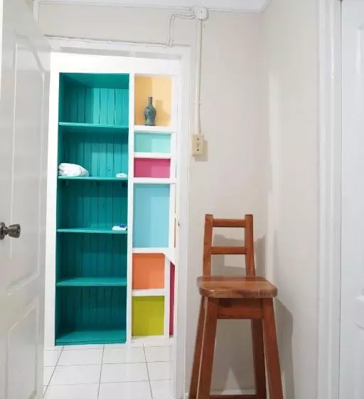 پانسیون Shades Of Summer Apartments In Negril With Kitchen