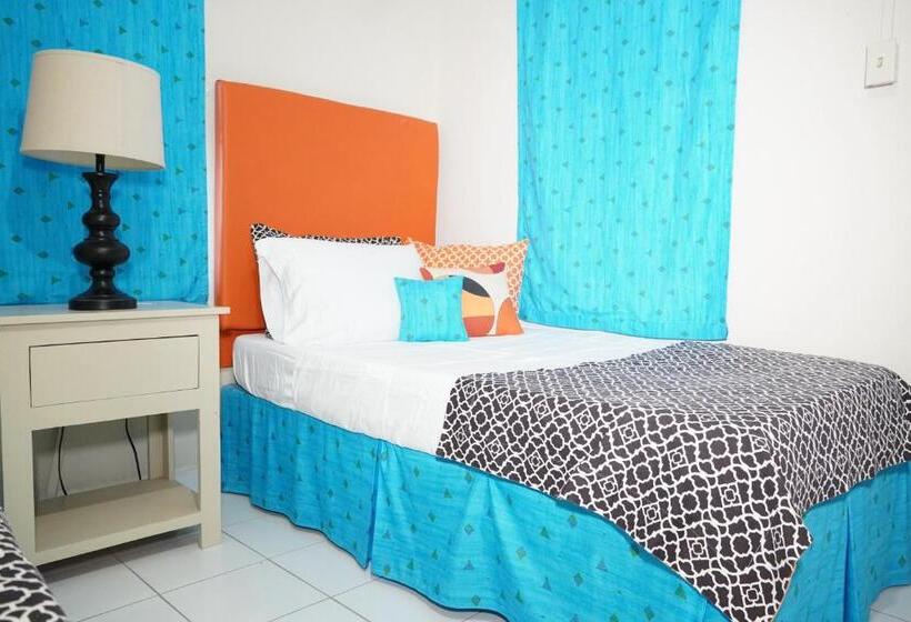 پانسیون Shades Of Summer Apartments In Negril With Kitchen