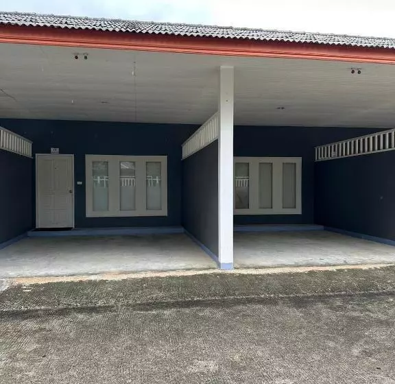 Airport Garden Resort