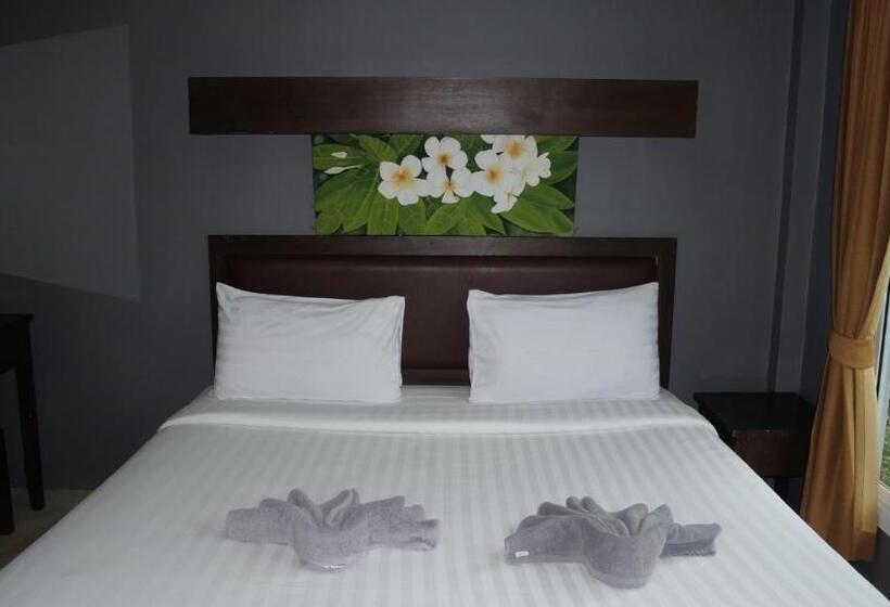 Airport Garden Resort