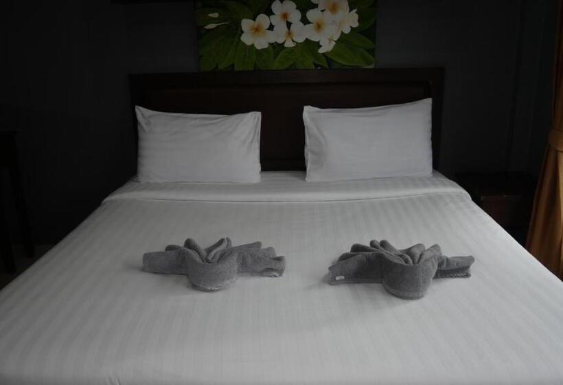 Airport Garden Resort