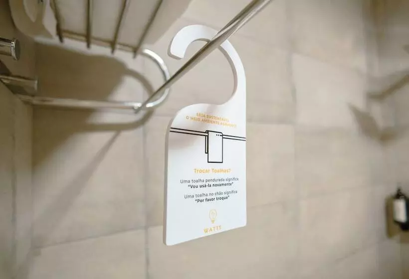 Retkeilymaja Watts House