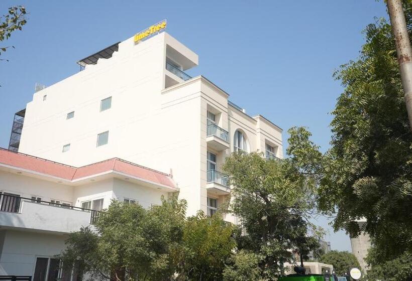 Elite Hotel Lime Stay Greater Noida