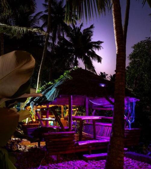 Elite Inn Cholai Lake View Resort