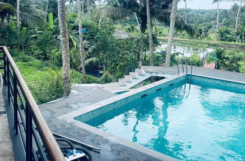 Elite Inn Cholai Lake View Resort