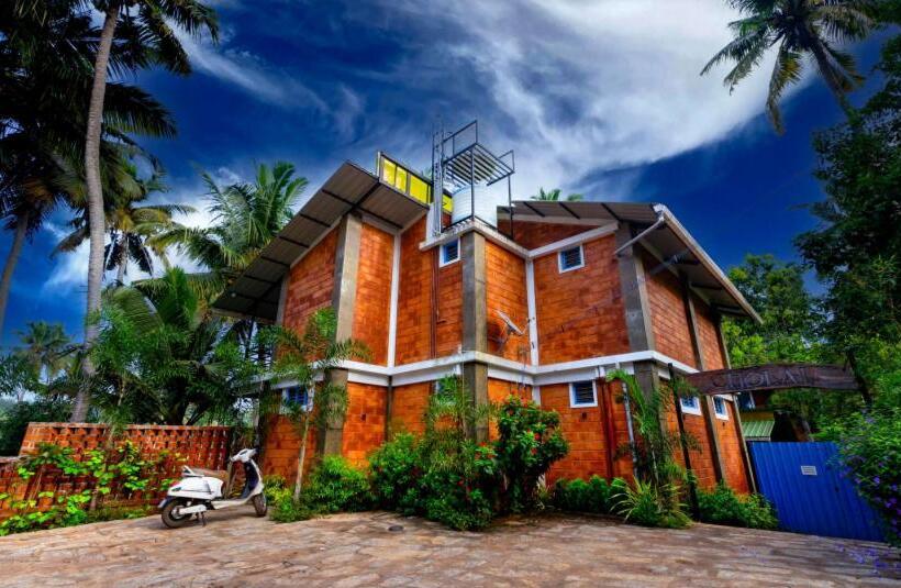 Elite Inn Cholai Lake View Resort